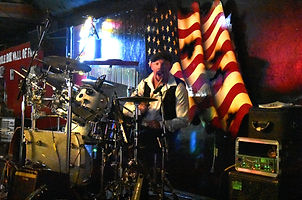 Singer - Drummer.jpg