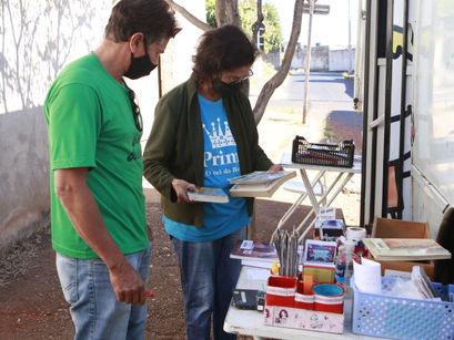 Ônibus Biblioteca passa por onze bairros em julho