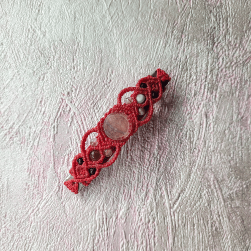 Miniature : Barrette à cheveux micro macramé onyx Marmaya rouge collection limitée