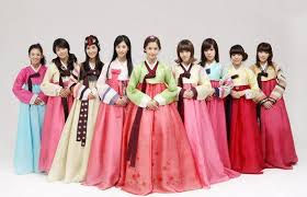 Thumbnail: 泡菜DIY + 韓服試穿 + One Mount冰雪樂園 + E Mart Mall(星期日、三、五出發)