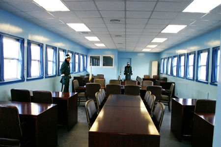 Thumbnail: DMZ TOUR 2 觀光板門店 (JSA)