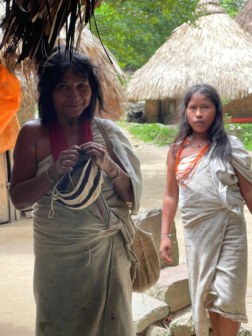 mujeres koguis en tayku