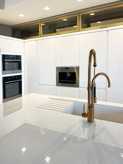 detalhe ilha e armarios2