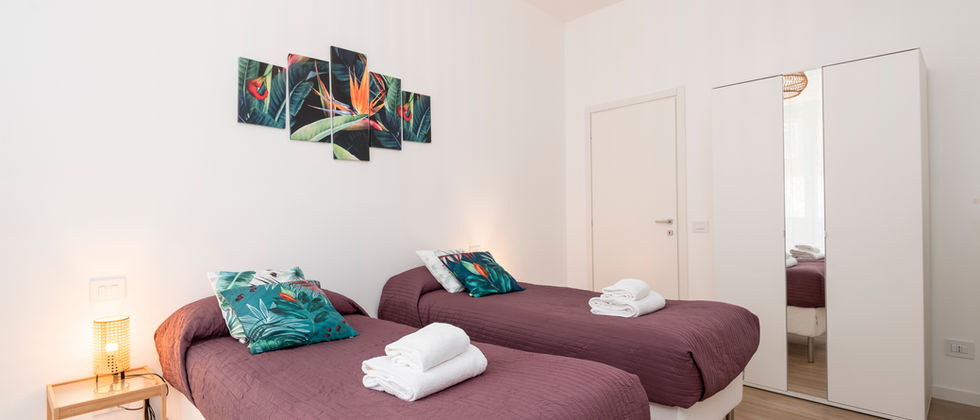 Tree Apartment camera doppia twin bedroom