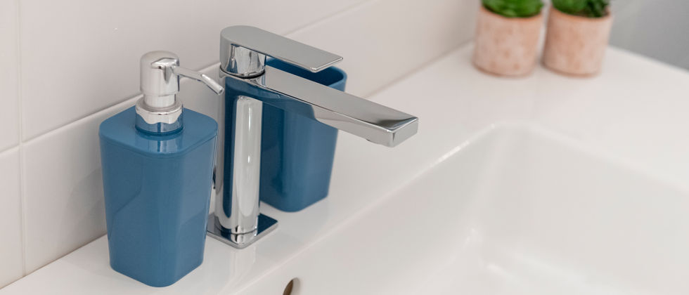 Tree Apartment bagno bathroom