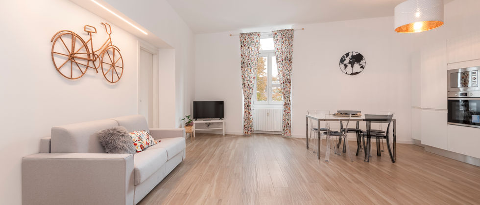 Tree Apartment salotto living room cucina kitchen