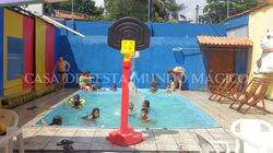 Piscina e Churrasqueira