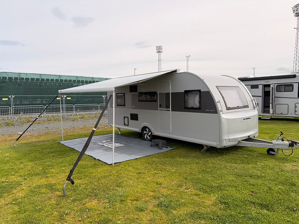 Adria Altea 552 PK med markise