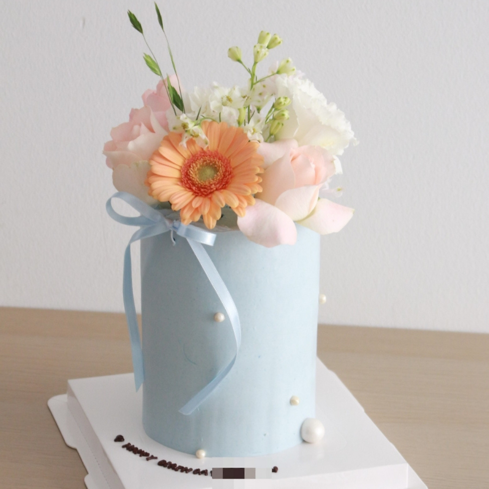 Thumbnail: Fresh Flower Pot Cake