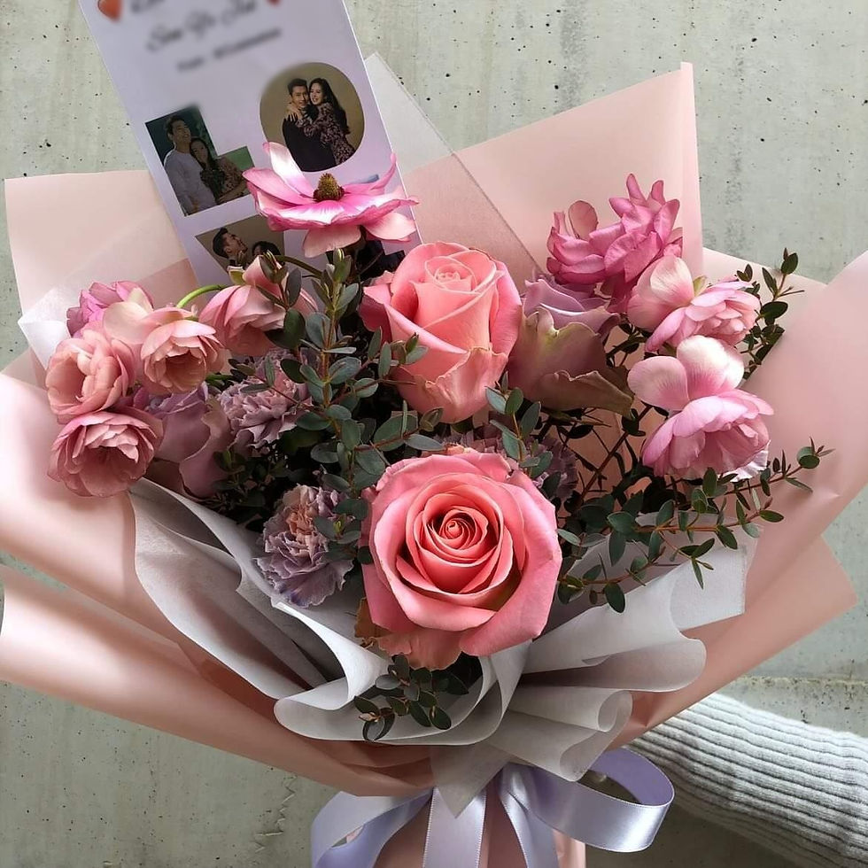 Thumbnail: Adorable Pink Roses Bouquet