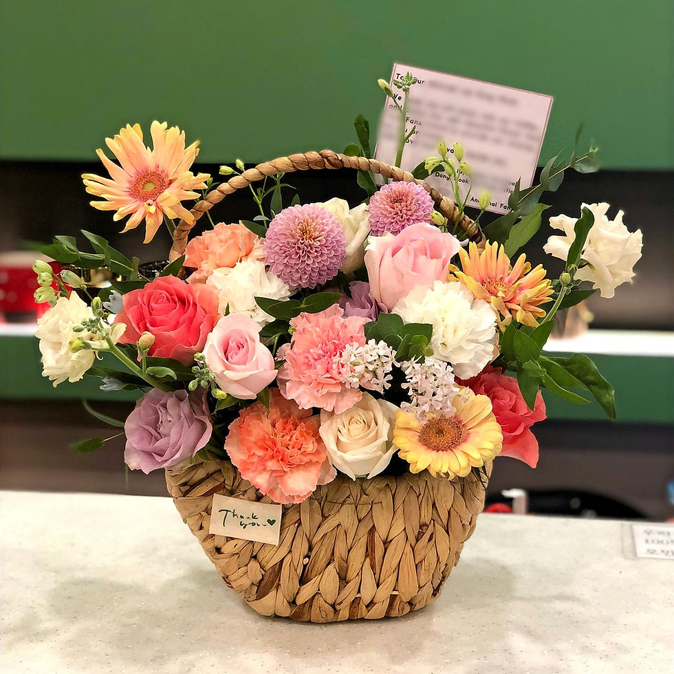 Thumbnail: Monet's Flower Garden in a Basket
