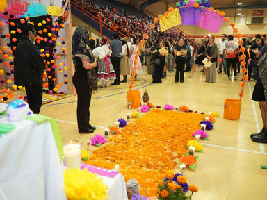 Fomenta la UAT tradiciones del Día de Muertos