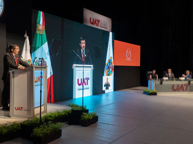 Formará la UAT a estudiantes desde una visión humanista y de responsabilidad social