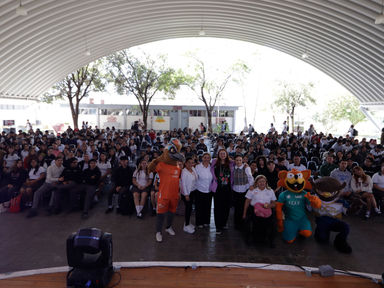 La UAT fortalece la vocación de los jóvenes con el taller Cumpliendo mi Sueño