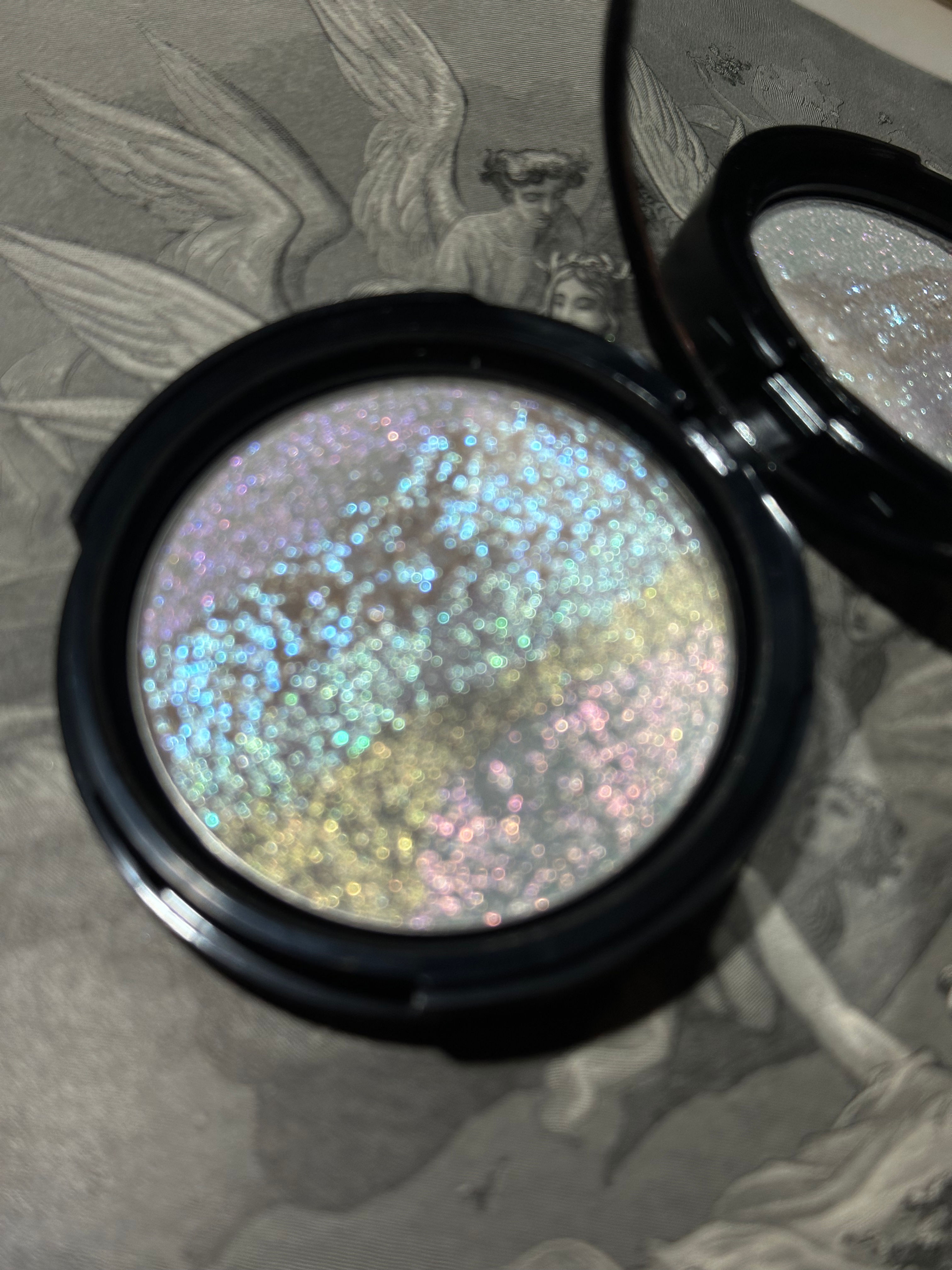 Magical Glow - Rainbow Highlighter Pressed Pigment 