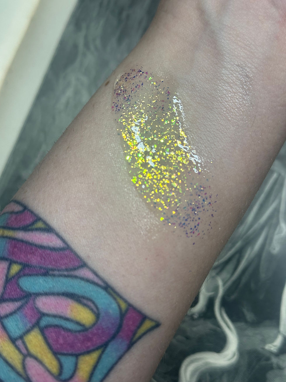 Thumbnail: Sunflower  - Dazzle Squeeze Lip Gloss