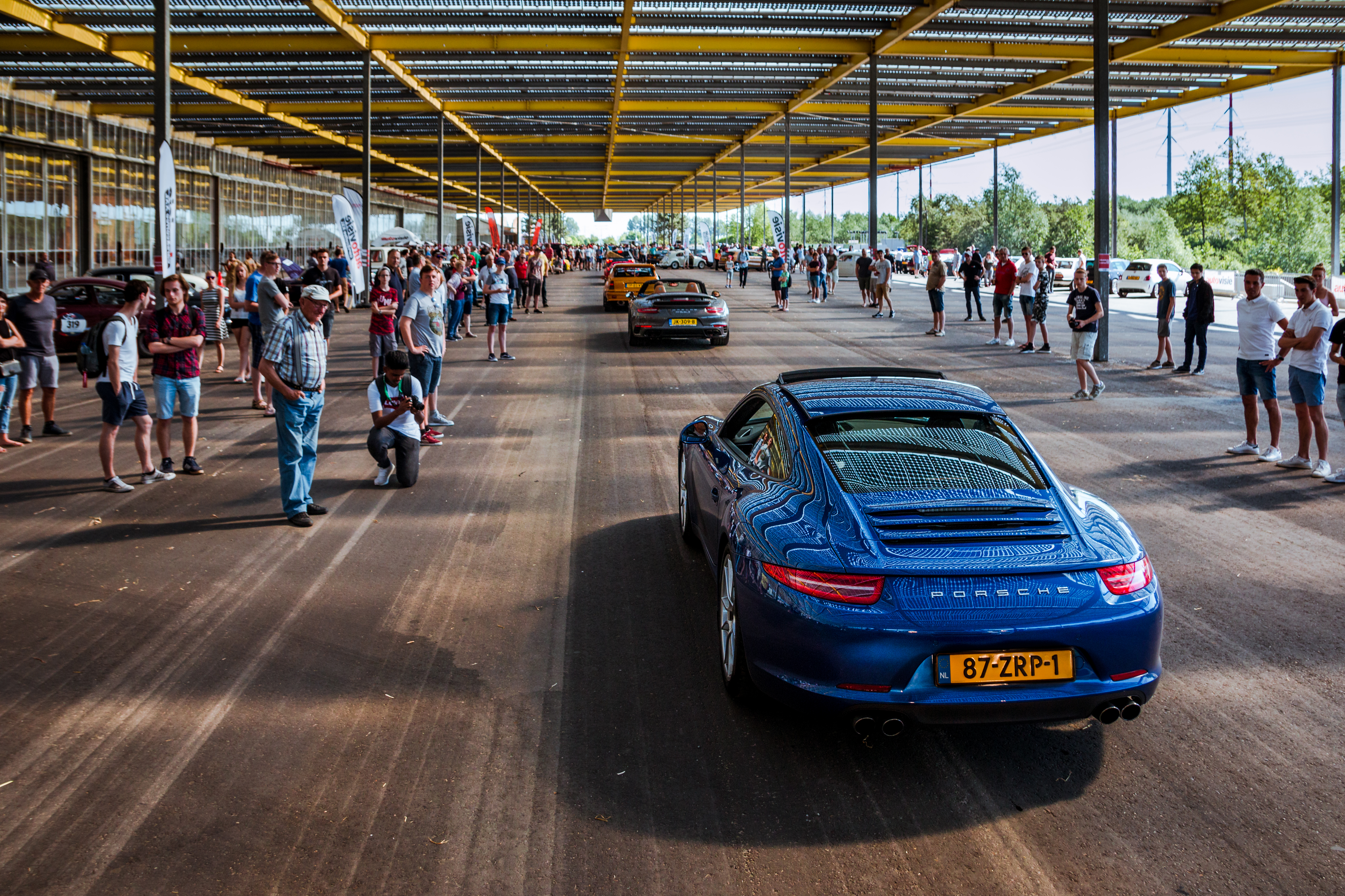 Autovisie - Cars and Coffee