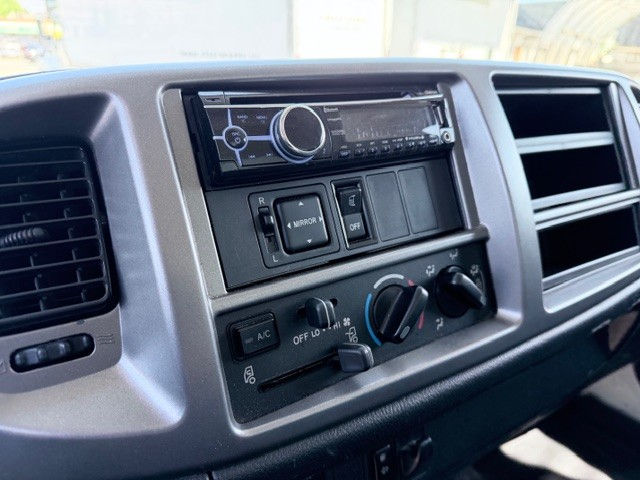 Thumbnail: 2018 Hino 338 for sale with 135,000 km’s
