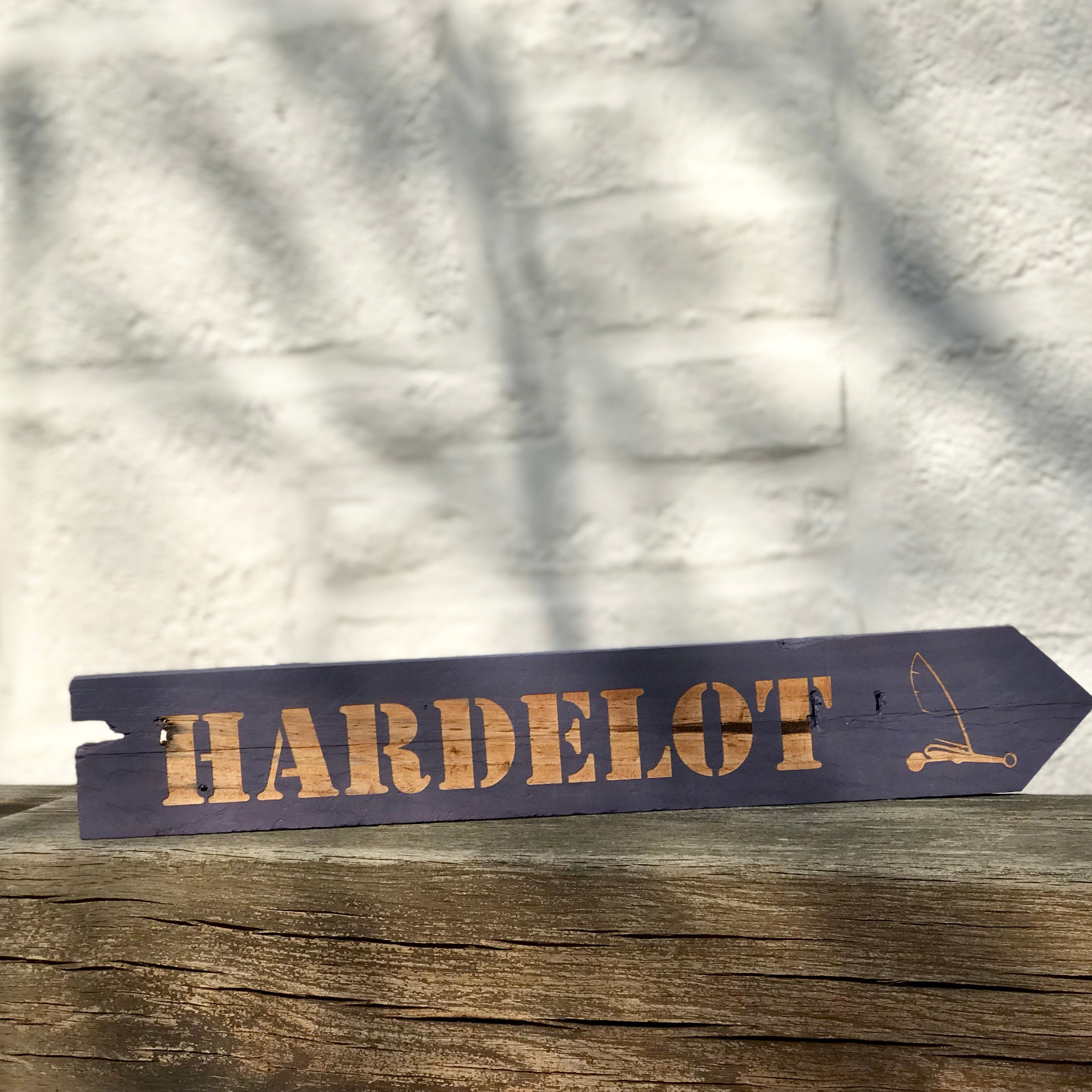 fleche bois peint hardelot et char a voile