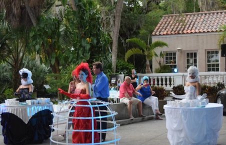 Strolling Table Champagne Service