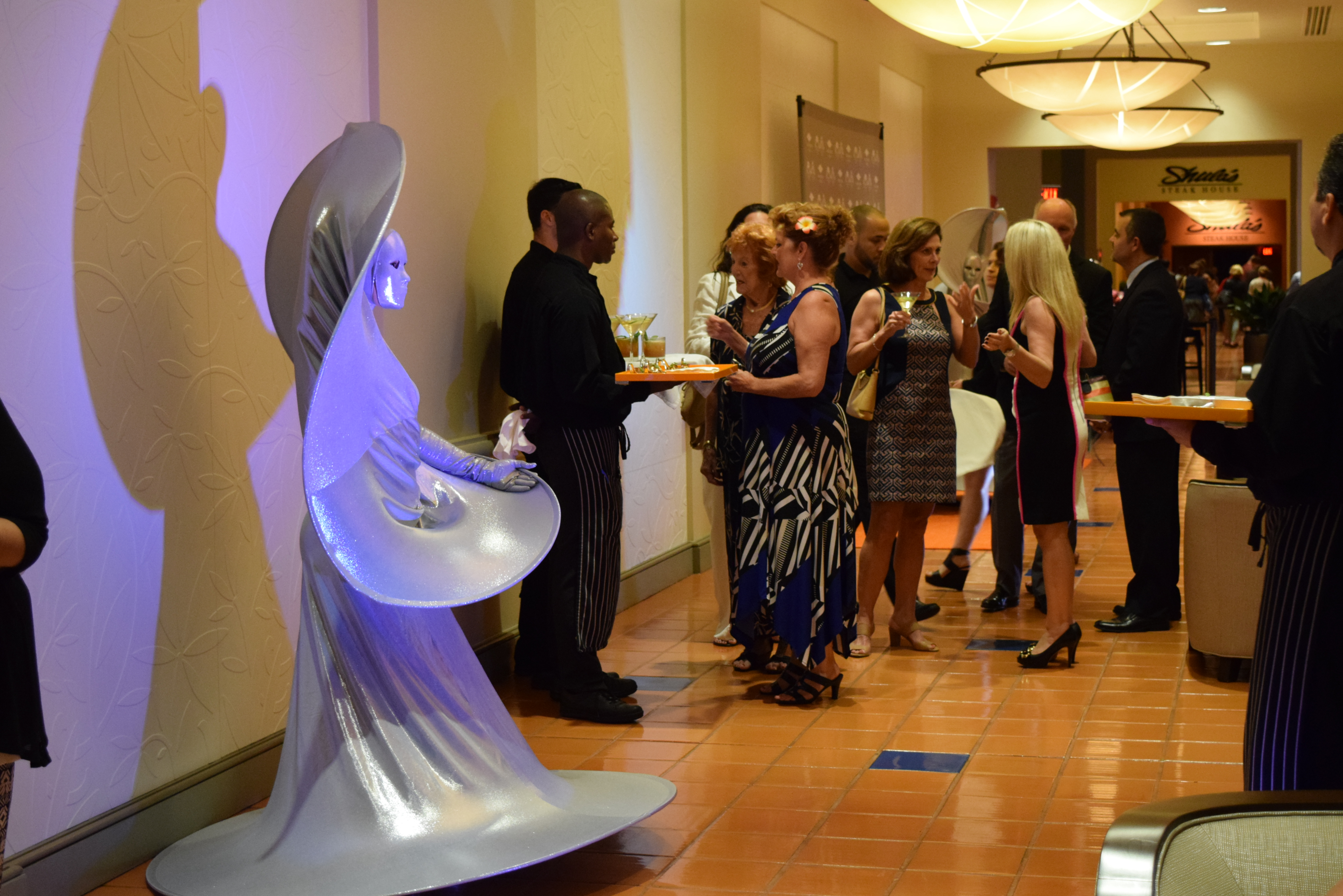 Interactive Live Statue