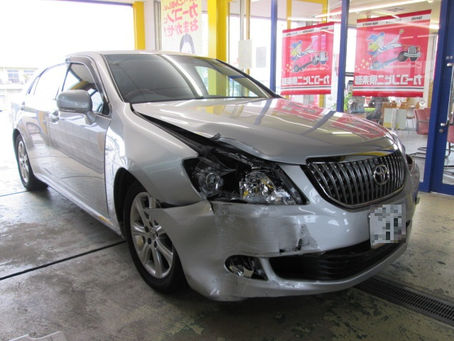 トヨタ　クラウンマジェスタ