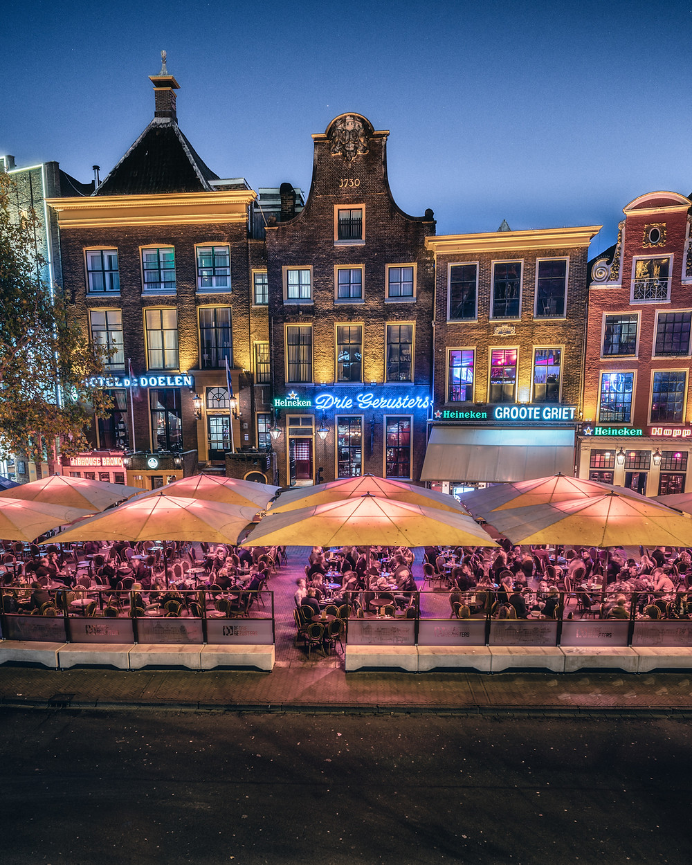 Grote Markt, Drie Gezusters, terrassen, Groningen