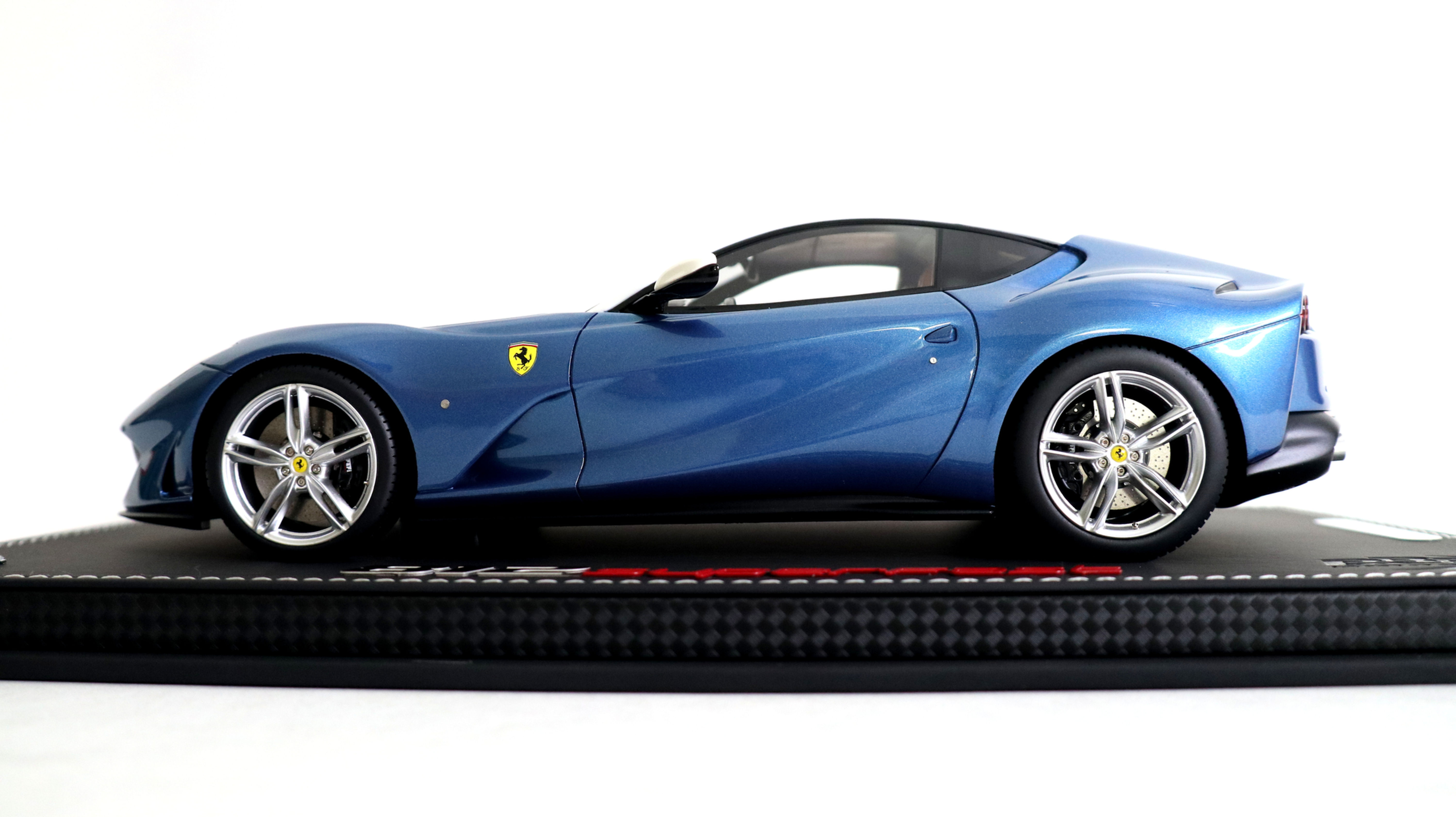 2020 FERRARI 812 SUPERFAST 1:18 by BBR Models