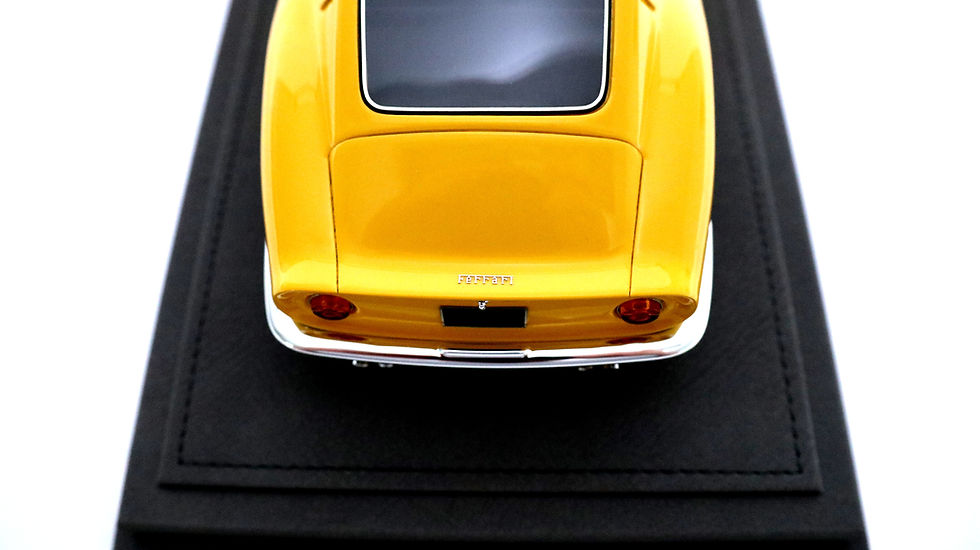 Thumbnail: 1964 FERRARI 275 GTB SHORT NOSE 1:18 by BBR Models