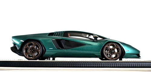 2022 LAMBORGHINI COUNTACH LPI 800-4 | Legend Model Cars