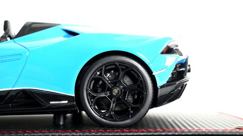 1/18AUTOart Lamborghini Huracán最終値下げにします 1/18AUTOart Lamborghini Huracán最終値下げにします 1/18AUTOart