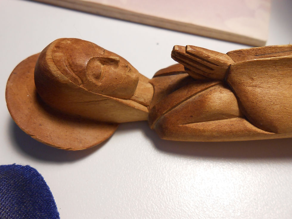 Thumbnail: Thin, Stylized Lady of Fatima Carving