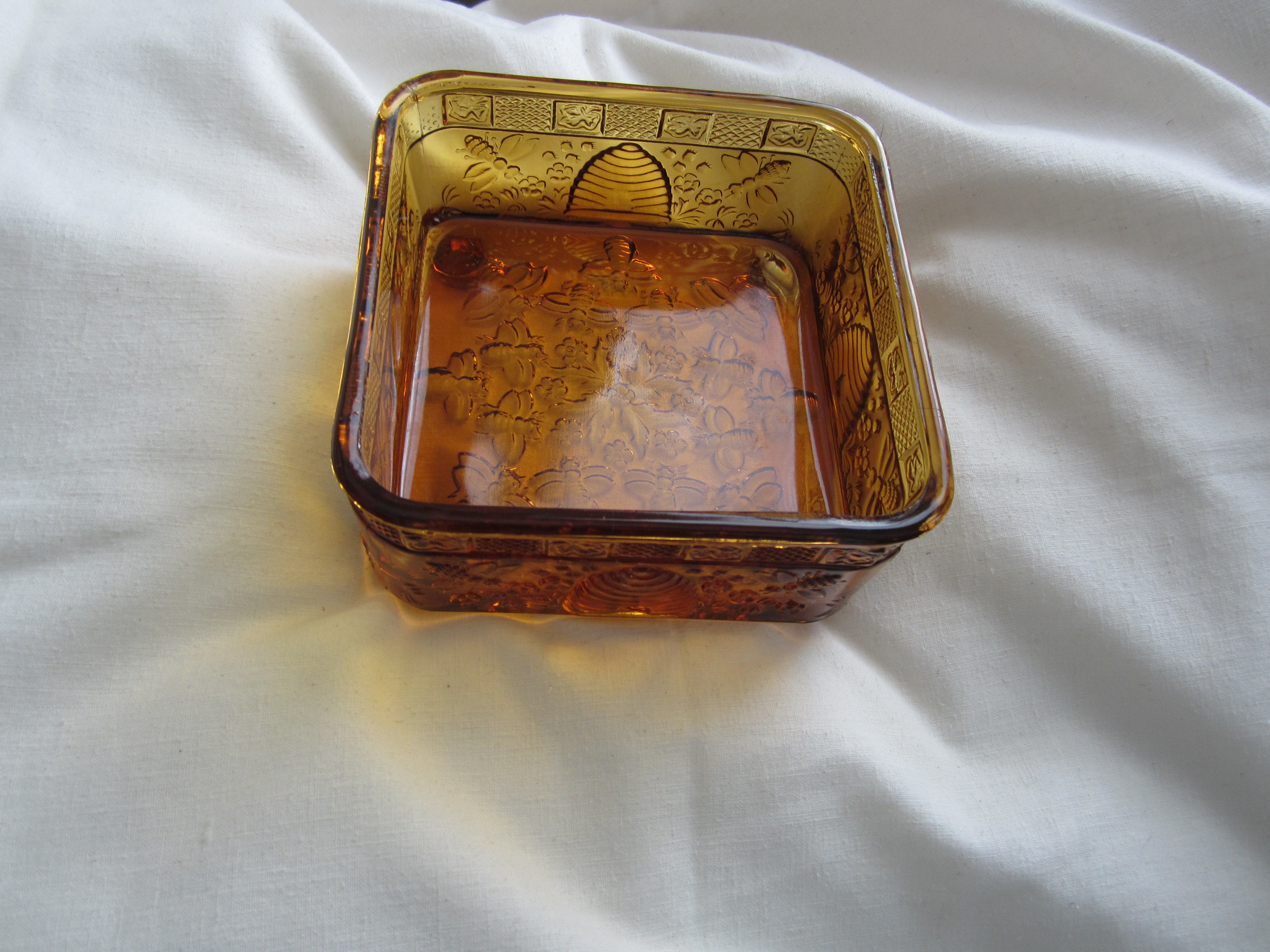 Square glass bowl/dish with bee motif