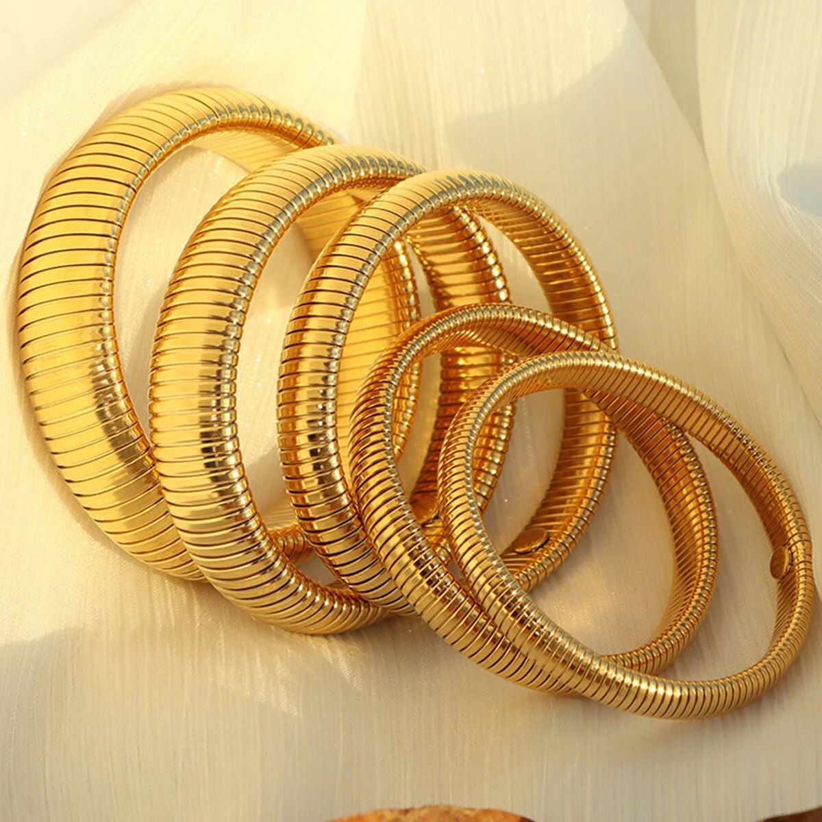 HeartGlow Flex Bangle