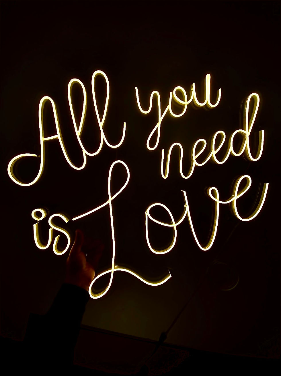 All you need is love - 70 cm x 60 cm