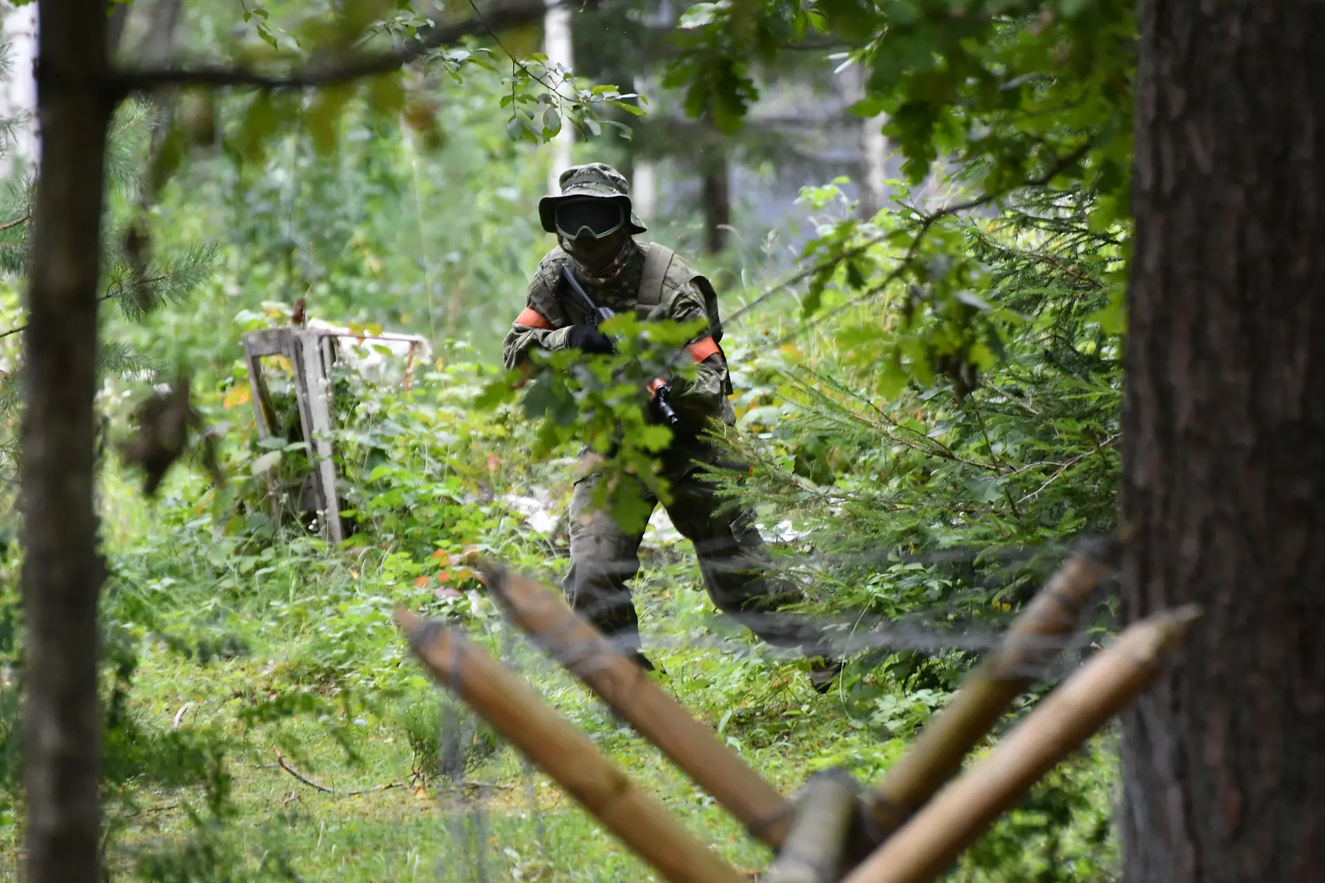 Micromolds team member during an outdoor airsoft challenge