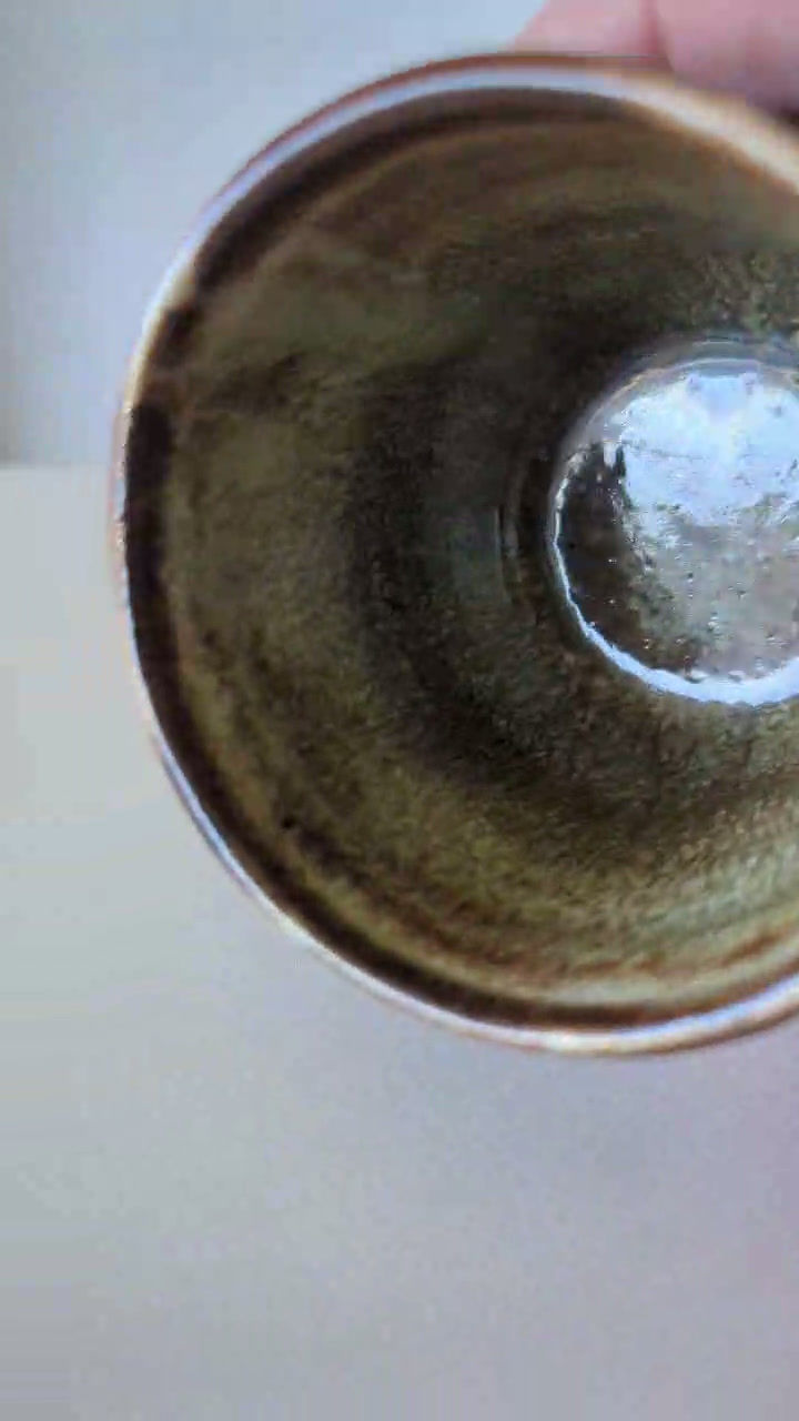 Miniatura: Seconds: brown hand painted coffee/tea cup