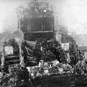 West Church Lochwinnoch