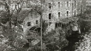 Calderbank mill was a large bleachfield complex rather than a mill for manufacturing textiles.
