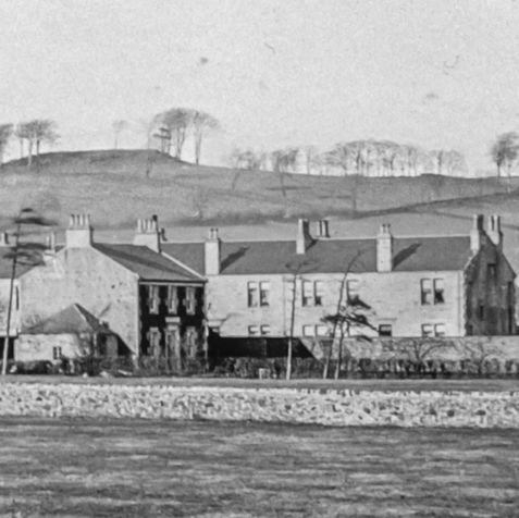 Lochwinnoch from the park