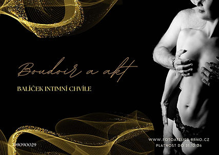 Smyslné boudoir focení v černobílém stylu | Fotoateliér Brno