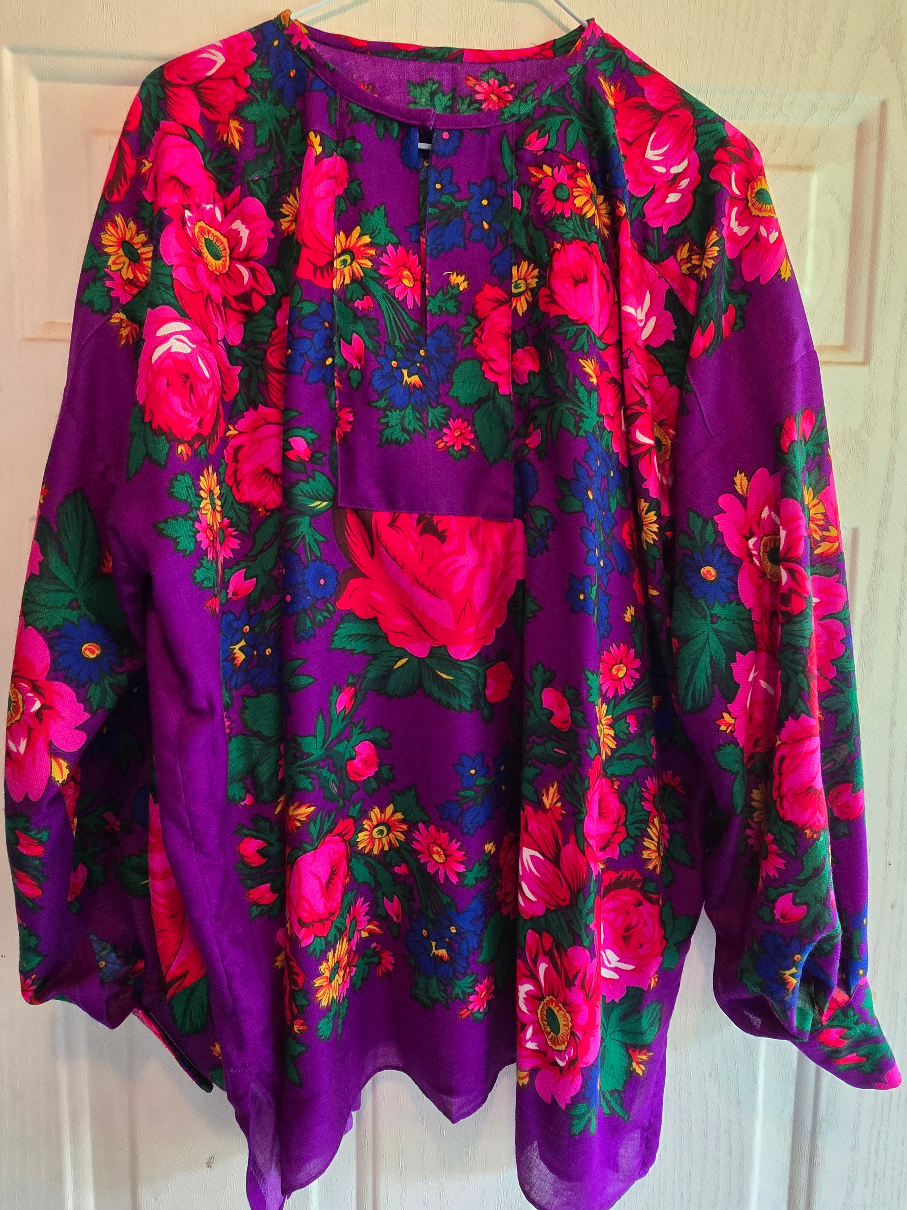 Purple floral women's scarf shirt.  Size large/exl.
