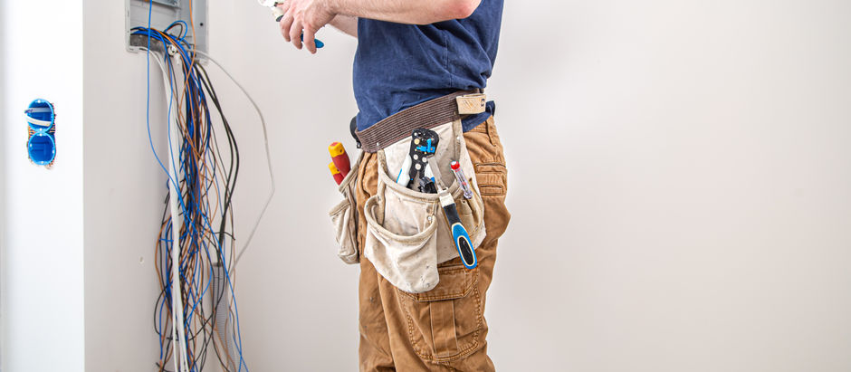 Choosing the Right Electrician in Charlotte: A Guide to Finding the Best Services