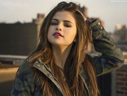 selena-gomez-revival-promo-pic