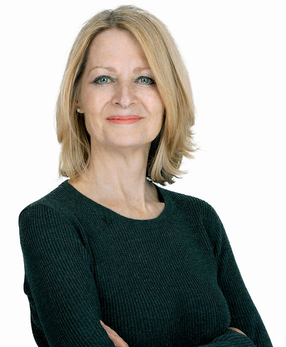 Laurie%20Portrait%20New%2020%20April_edi