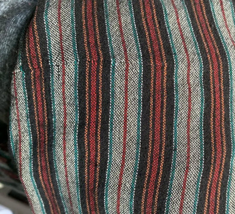 Réparer vous-même votre vêtement déchiré : méthode et astuces de la Retoucherie EF94