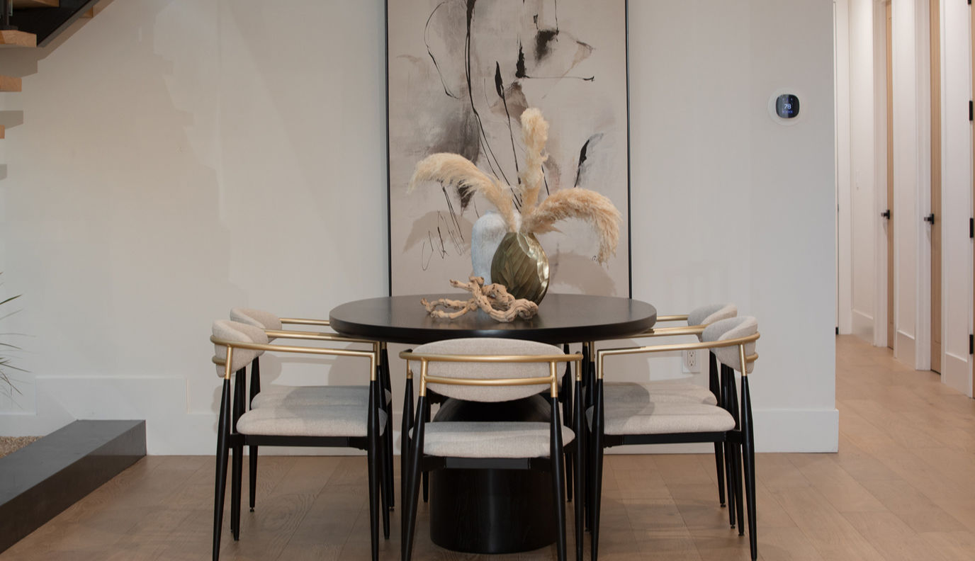 elegant dining room 