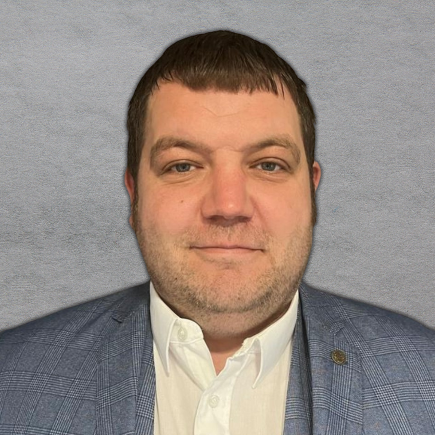 Chris Connolly Bio Photo.png