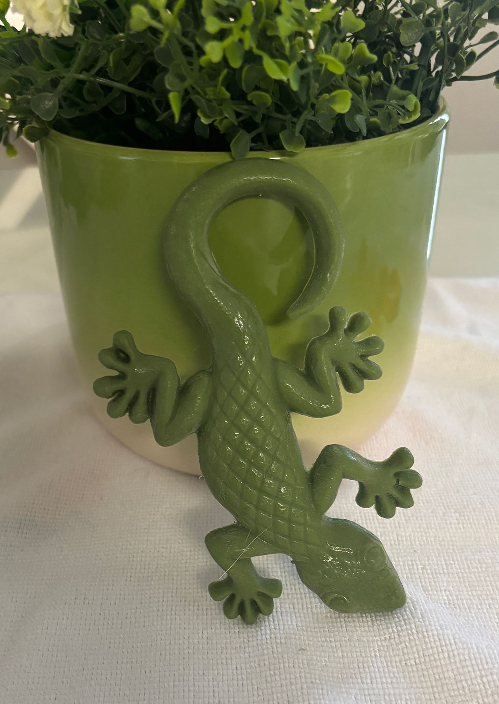 Thumbnail: Green Lizard Soap