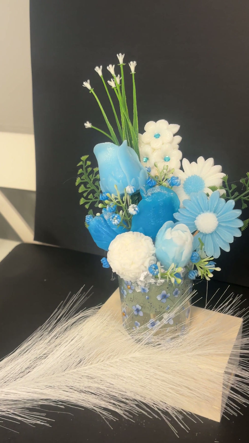 Thumbnail: Blue Rose Soap Flower Bouquet Video
